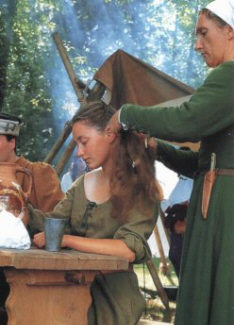 средневековые женские прически