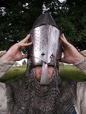 бацинет под топфхельм