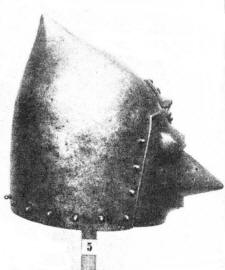 Шлем Хундсгугель