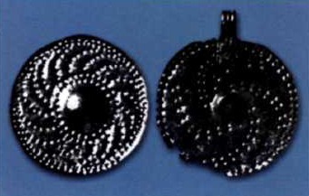 подвески-амулеты