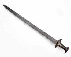 мечеобразный басселярд