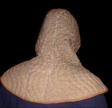 стеганый капюшон