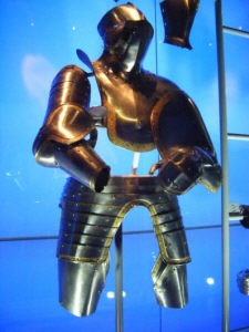 доспешный гарнитур