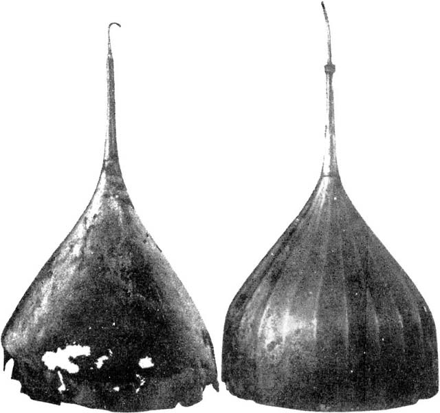 шлемы из находк ипатьевского переулка