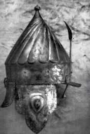 Восточный шлем ерихонка с затыльником, наушами наносником.