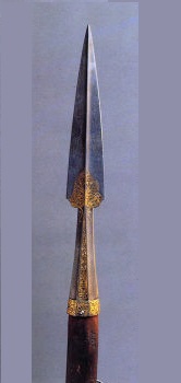 Копье. 17 век. Железо. Ковка, насечка золотом 