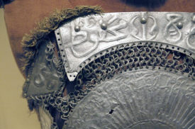 зерцальный доспех крупным планом