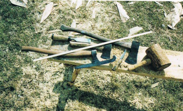 набор инструментов для обработки дерева