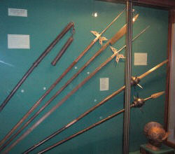 Алебарди, моргенштерн та молотило