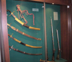 шаблі та мушкети