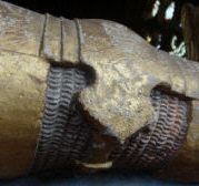 Наколенники с отбойником, конец 14 века