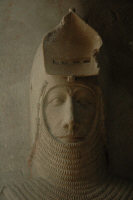 Бацинет с поднятым вверх забралом, вторая половина 14 века