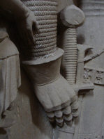 Латная перчатка песочные часы