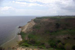 Вид вниз по течению, в сторону поселка Саркел и Цимлянска.