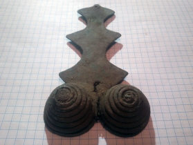 Медная фибула Трипольской культуры