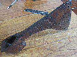 Большой рабочий топор