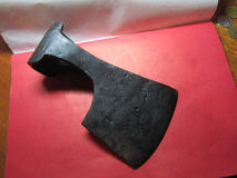 Топор типа VIIIa по А. Кирпичникову