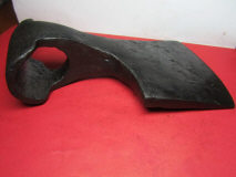 Топор типа VIIIa по А. Кирпичникову