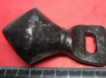 Железный биконусный кистень, тип VI по А. Кирпичникову