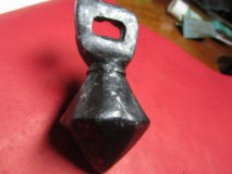 Железный биконусный кистень, тип VI по А. Кирпичникову