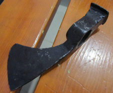 Боевой топор-чекан 15-17 век