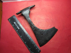 Боевой топор Киевской Руси, тип IV по А. Кирпичникову