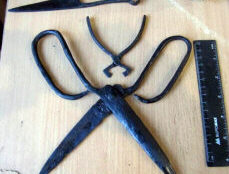 Старинные ножницы и щипчики
