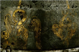 Архангел Гавриил и шестокрыл. Деталь декора шлема с Деисусом