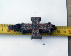 Древнерусский крест-энколпион, украшеный перегородчатой эмалью 11-13 век