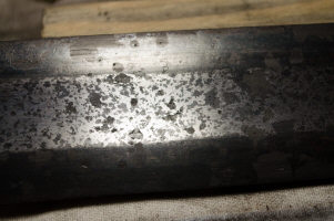 Проступающая надпись на клинке 10-го века