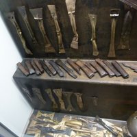 Держаки щитов