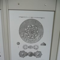 Золотое древнеримское солнцевидное украшение