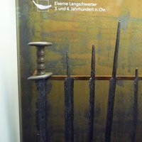 Находки мечей на Нидамском топи