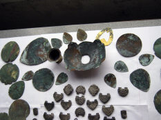 Втульчатое оголовье коня, фаллары, бубенцы, поясной набор воина 8-9 в. н. э. Хазарский каганат.