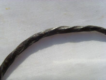 Железная шейная гривна