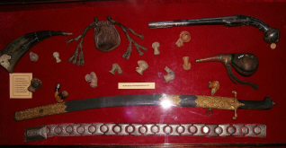 Гетманский пояс Ивана Искры в Переяславль-Хмельницком музее