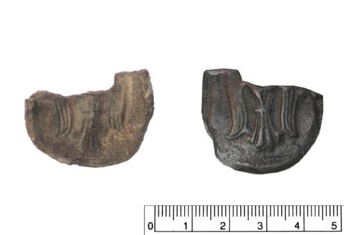 Крючок для обмоток в виде хищной птицы