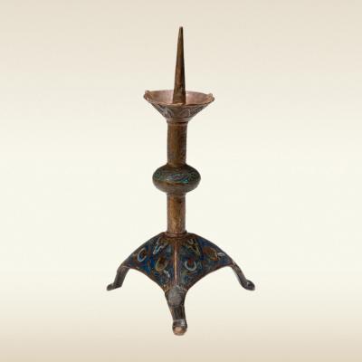 Подсвечник, начало 13 века