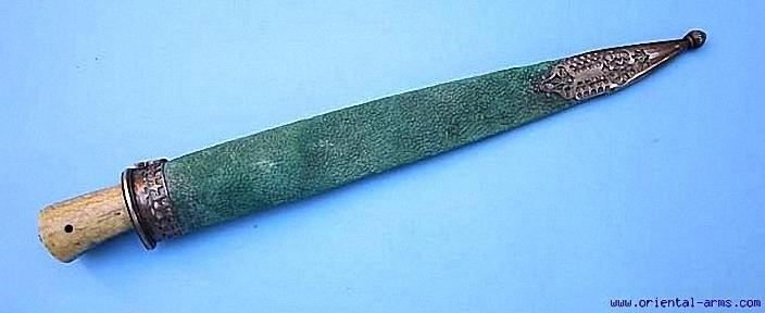 кард в ножнах