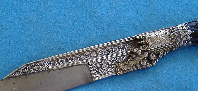 украшения на ноже пиха-каетта