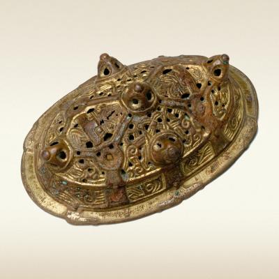 Фибула овальная из инвентаря женского погребения в Киеве, X век