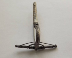 Арабалетоподобная фибула III-V век н. э.