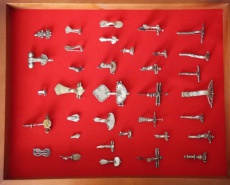 Коллекция серебряных фибул позднего периода Римской империи