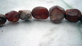 Стеклянные бусы