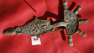 Пальчатая фибула раннего средневековья