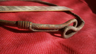 Раннесредневековая шейная гривна