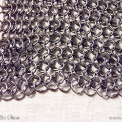 Кольчуга  клепанная на шип, крупным планом