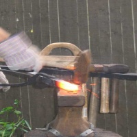 работа молотом