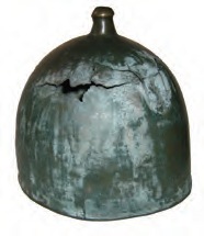 шлем Монтефортино