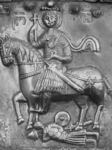 Св. Георгий из Парахети в линейном ламелляре с двойными заклепками